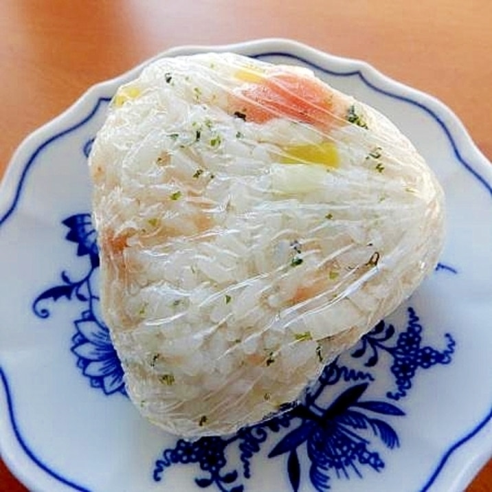 4分!?べったら漬け&明太子❤お握り♪(沢庵ほか)